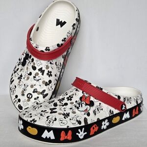 NWOT Crocs Mickey Off Court Clog Size-M12